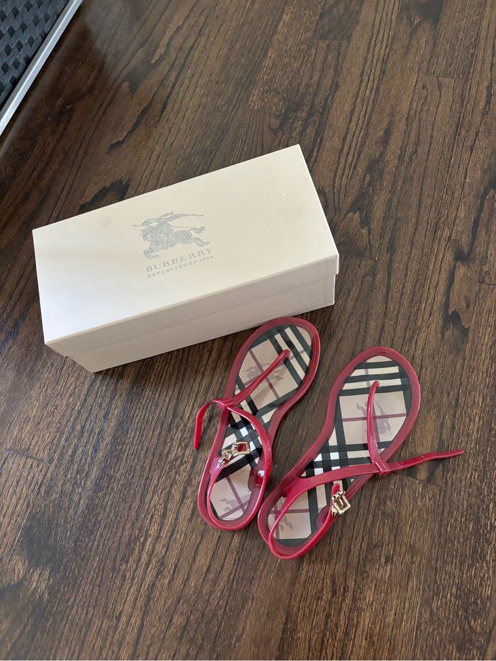 Burberry Red Leather Thong Sandals with Signature Check Footbed